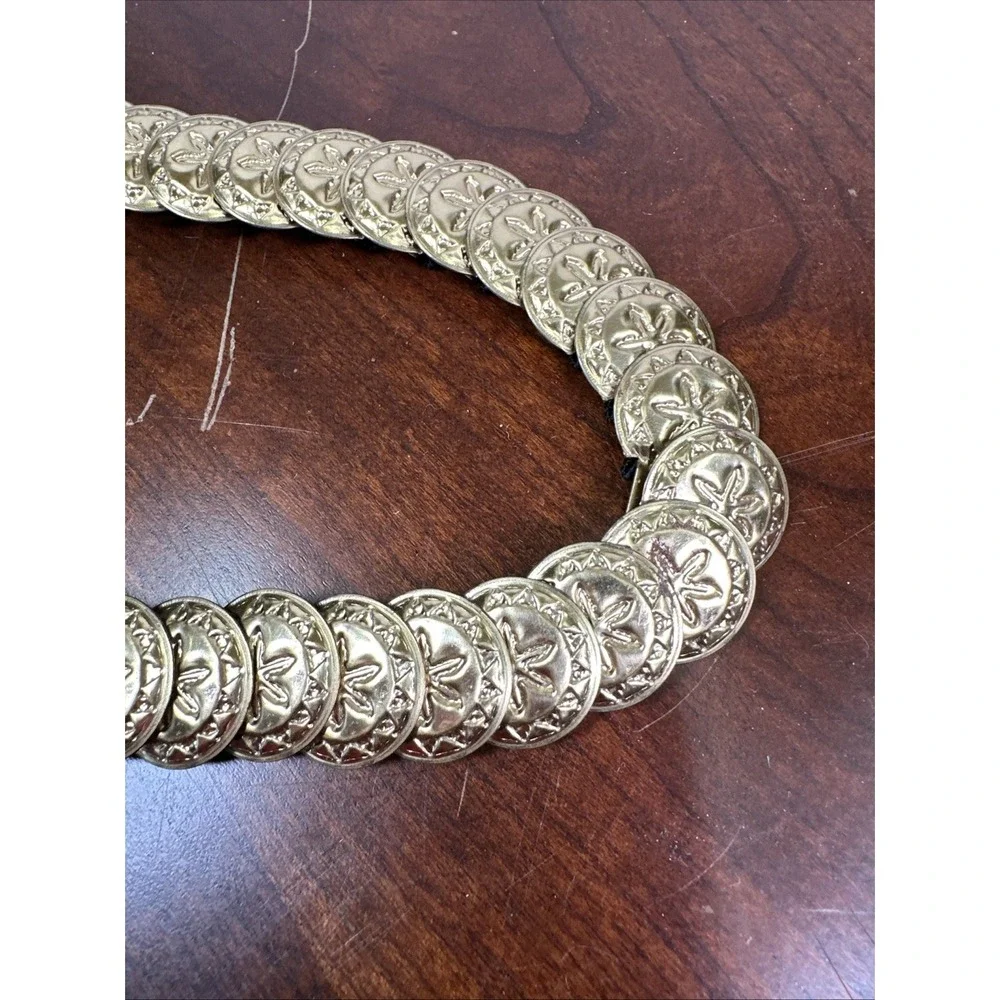 Vintage Gold Tone Concho Stretch Belt Sea Stars Shells Small? Stretches Out!‎